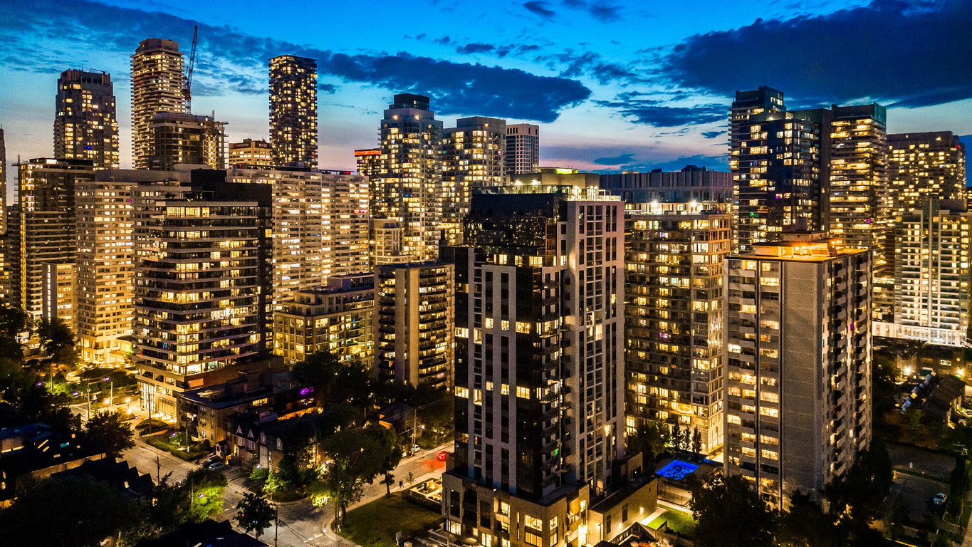 The Whitney on Redpath exterior