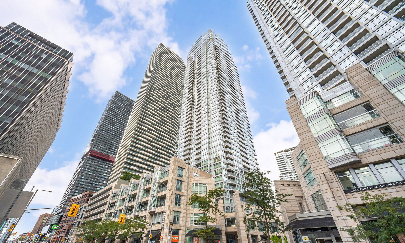 Quantum North Tower exterior