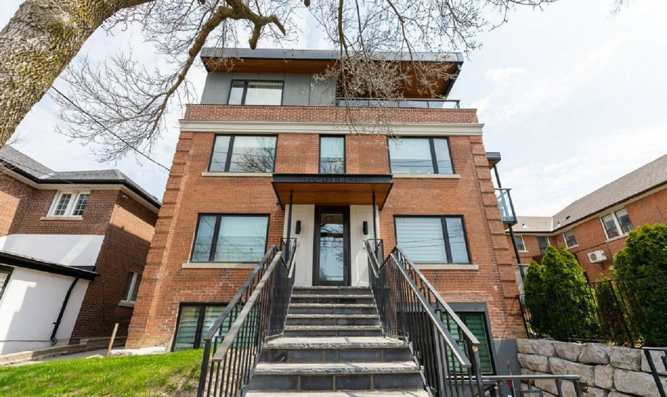1733 Bathurst Street exterior