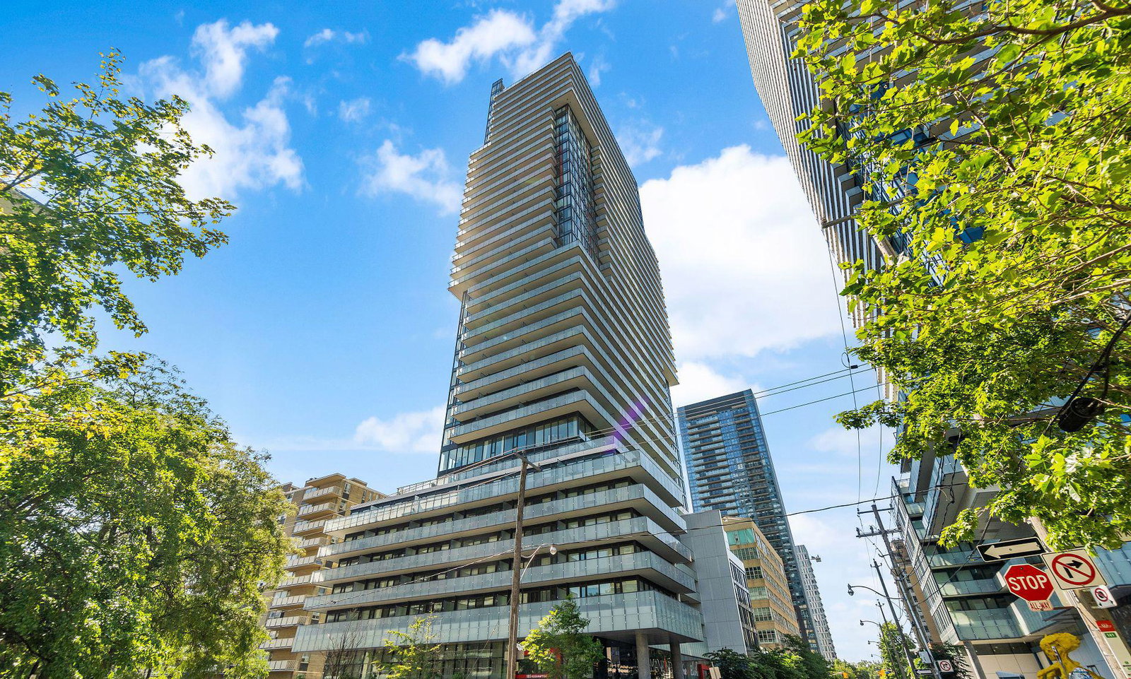 155 Redpath Condos exterior