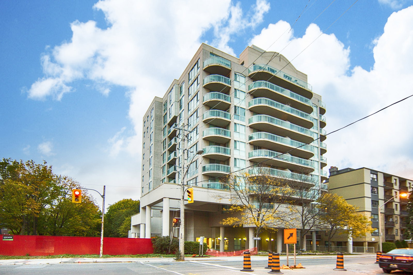 Maxim condo