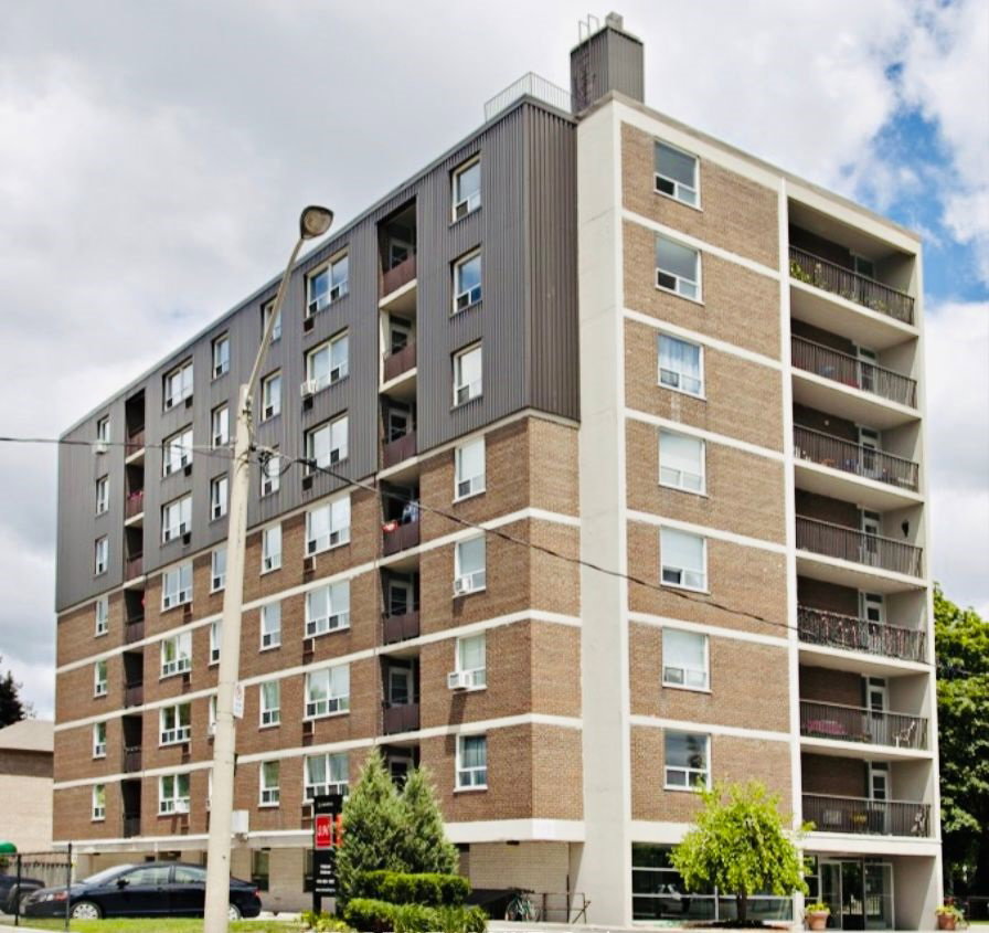 490 Eglinton Street East exterior