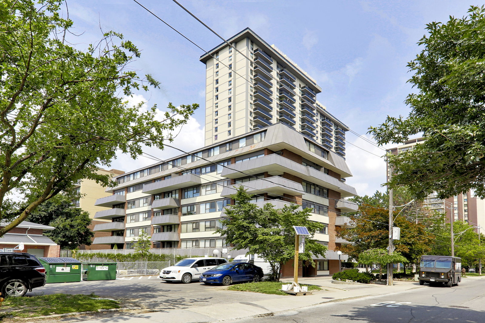 70 Erskine Avenue Condos condo building exterior