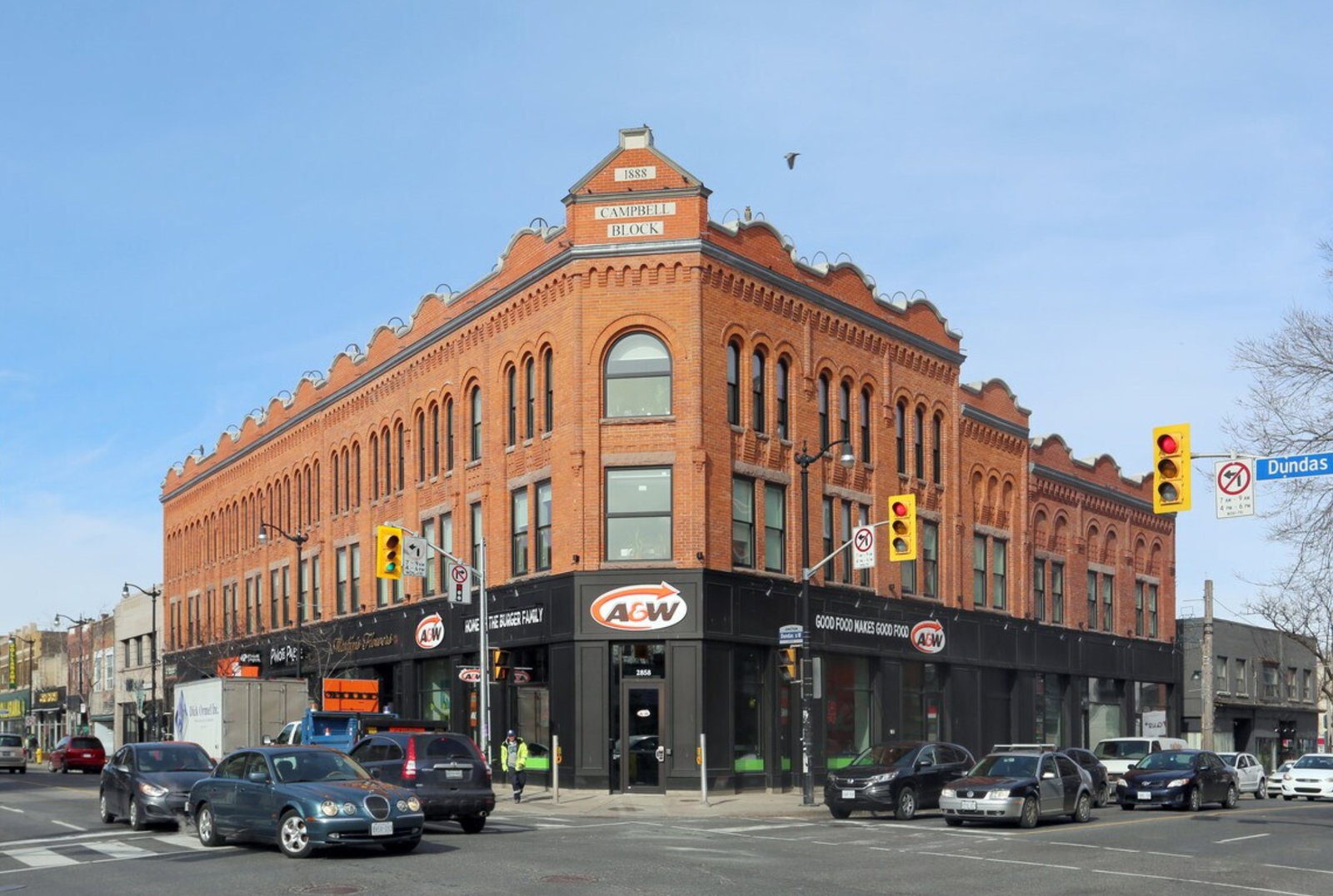 Campbell Lofts exterior