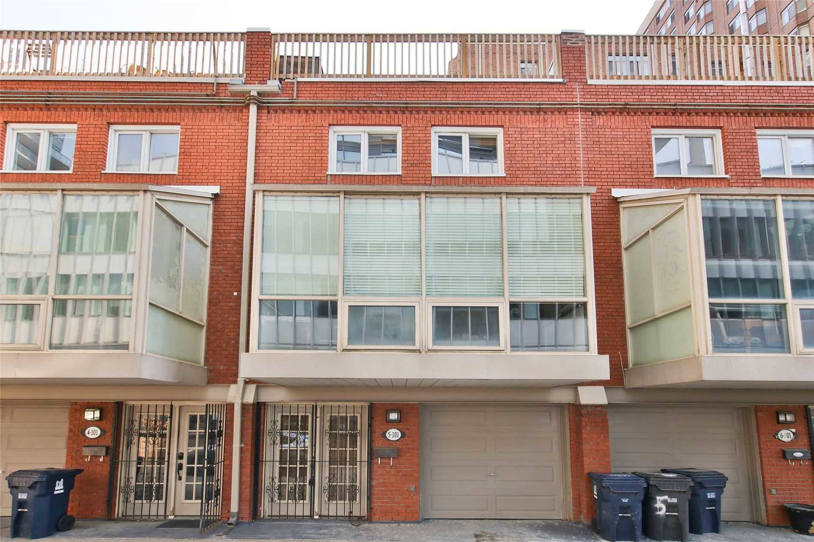101 McGill Street Townhomes exterior