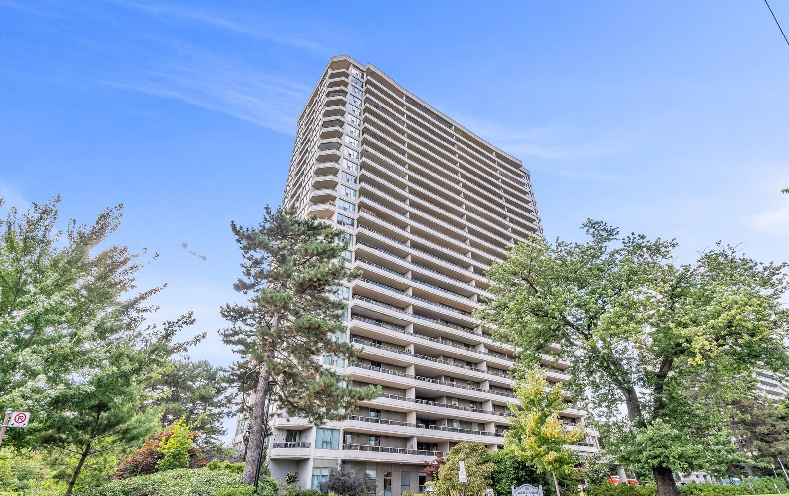 50 Quebec Avenue condo
