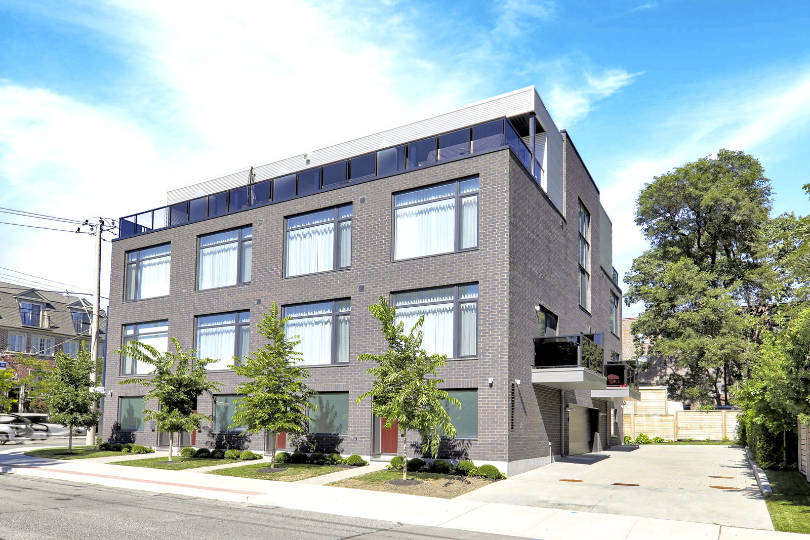The Winthorpe Condos exterior