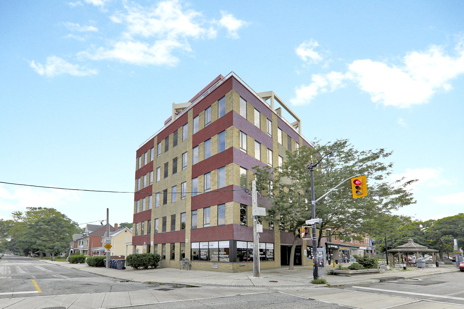 One St Johns Place Lofts exterior