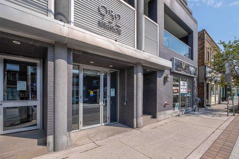 Modern Beach Lofts exterior
