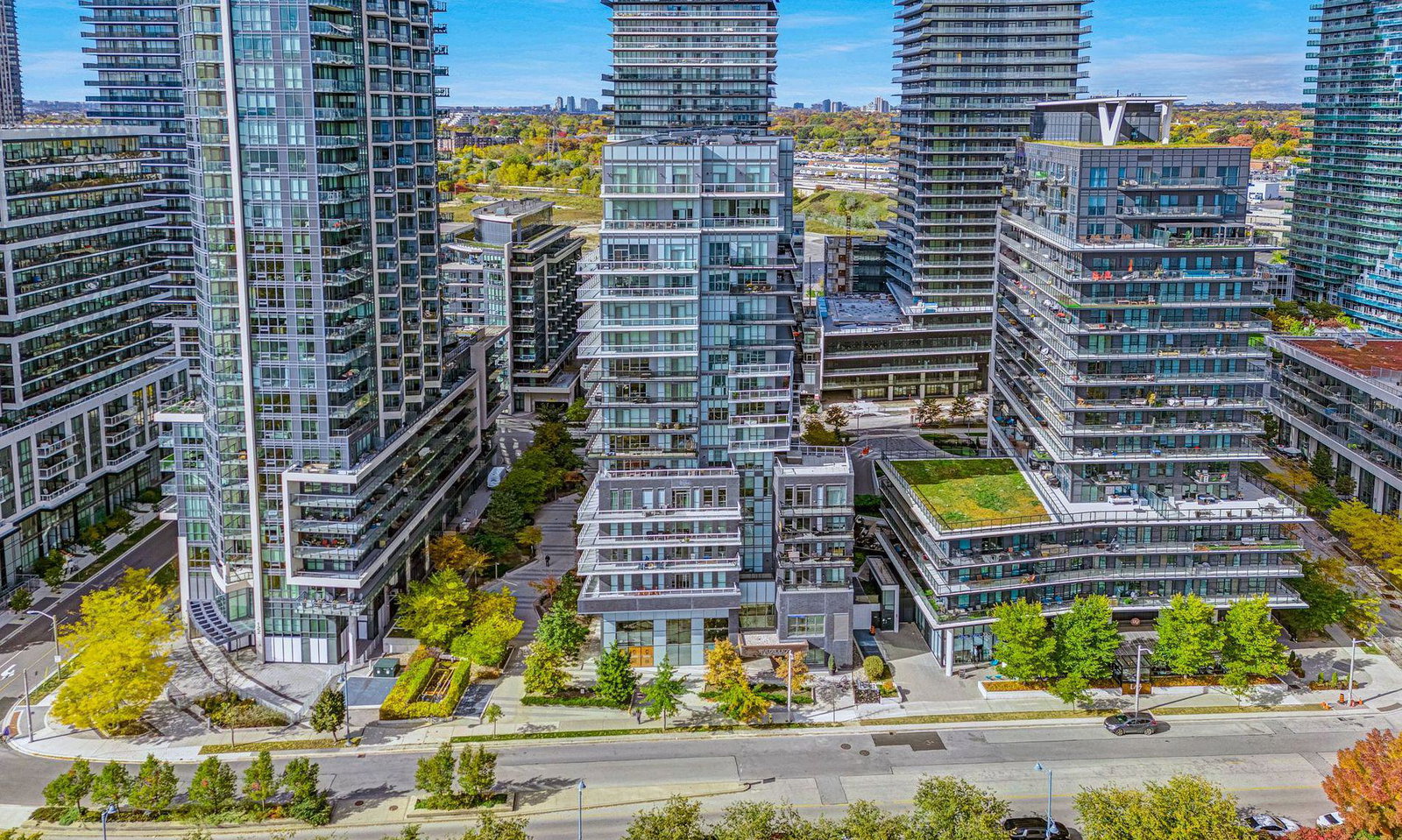 Riva Del Lago Condos exterior