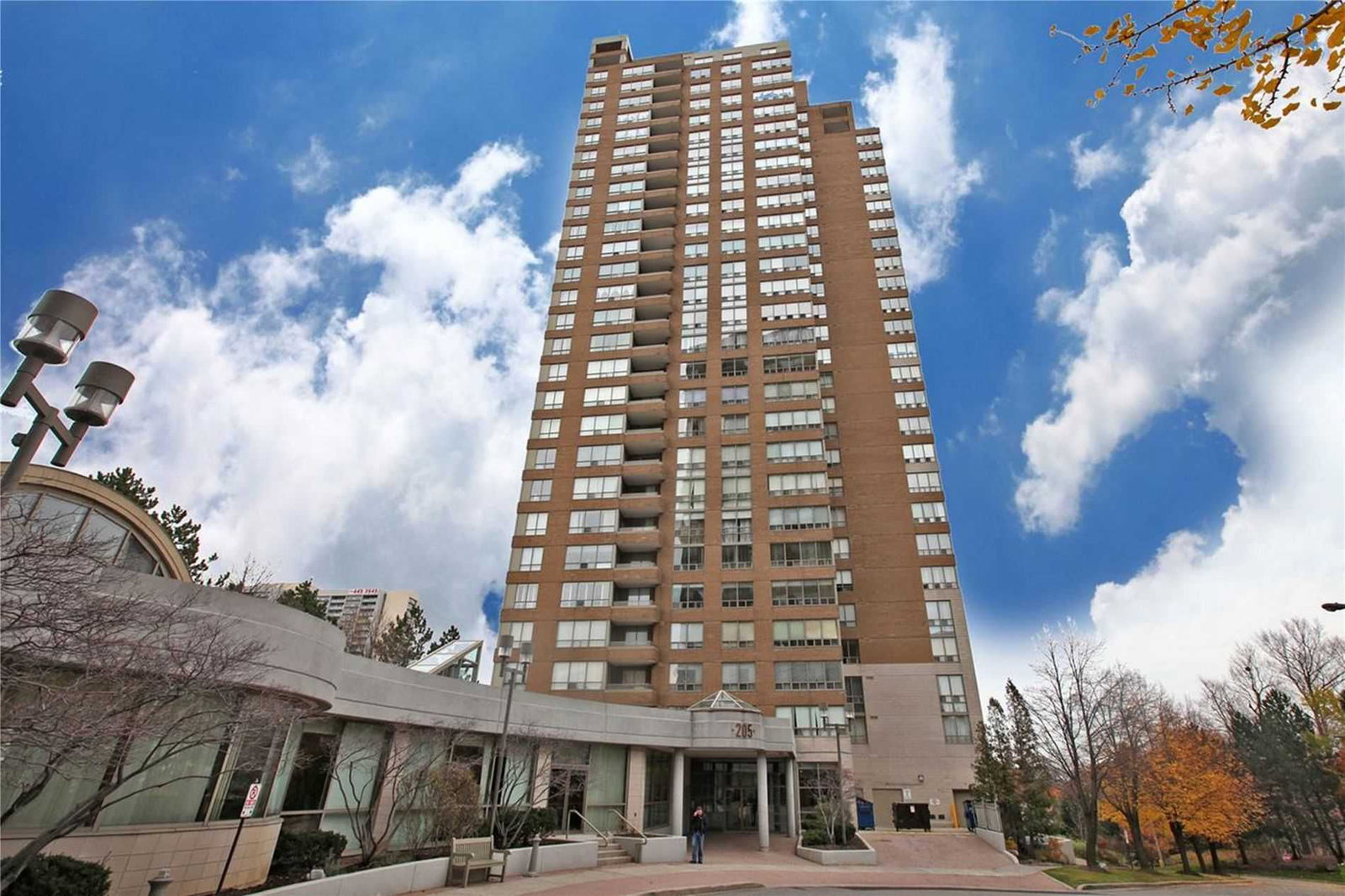 The Pallisades II Condos condo