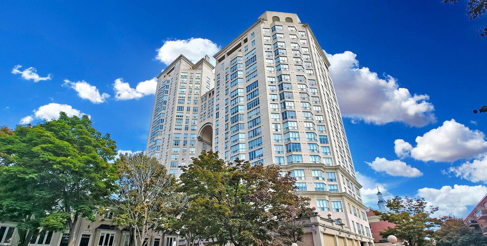 Grand Harbour Condos exterior