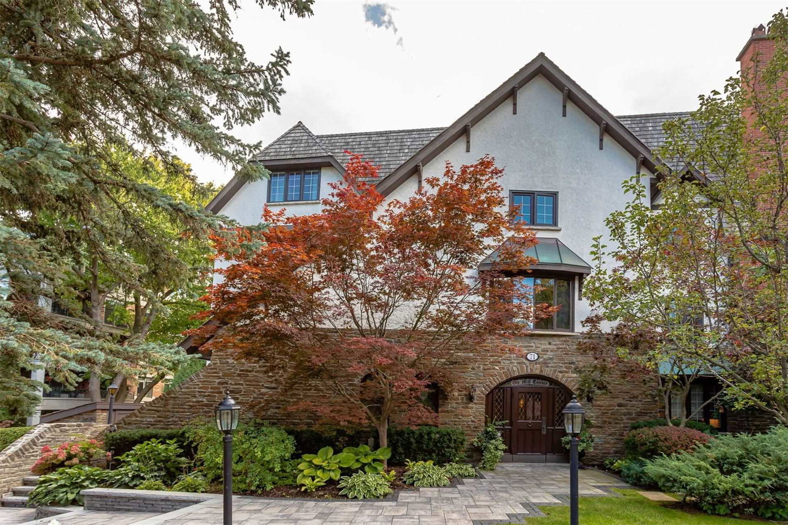 Old Mill Terrace Townhomes exterior
