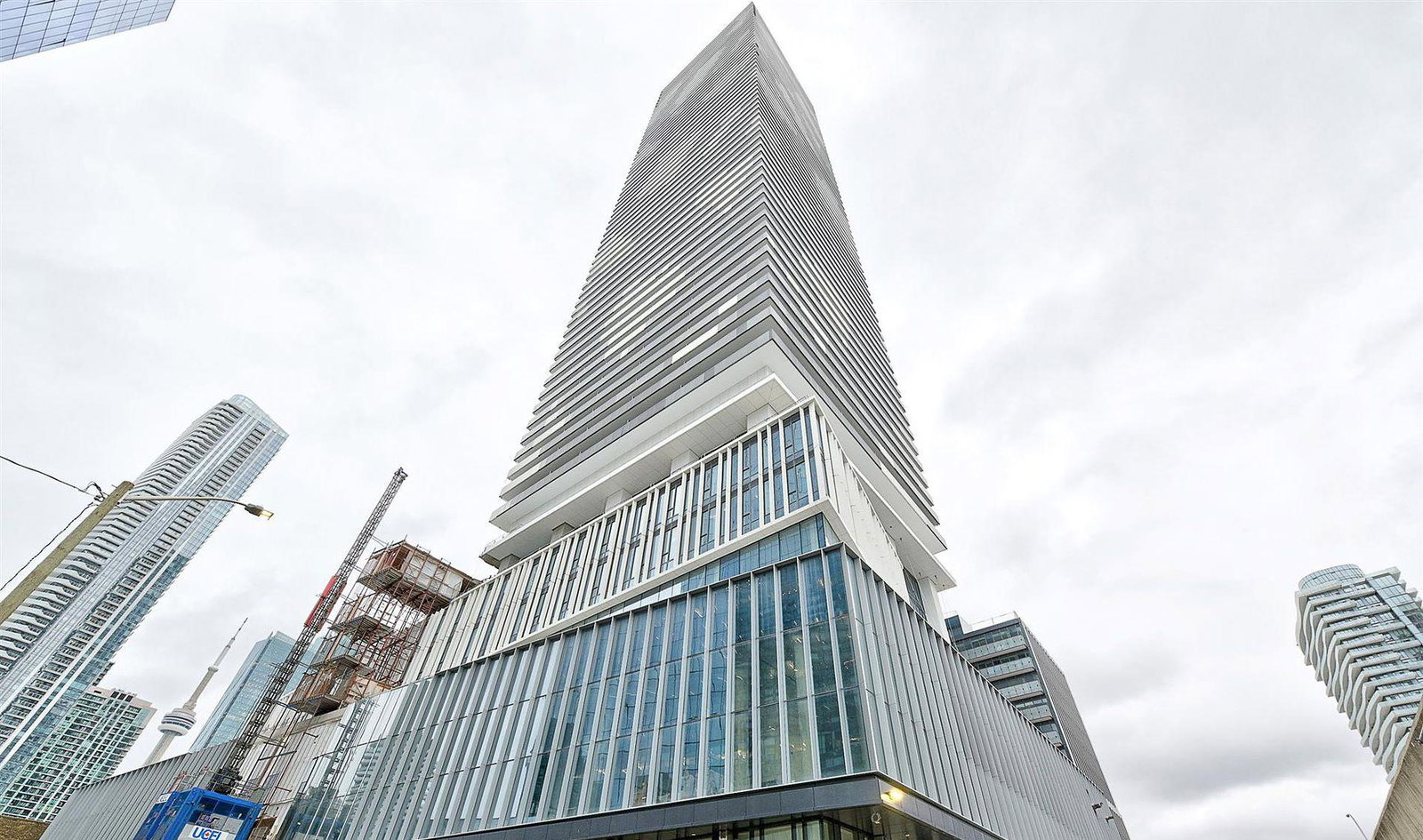 Sugar Wharf Condos exterior