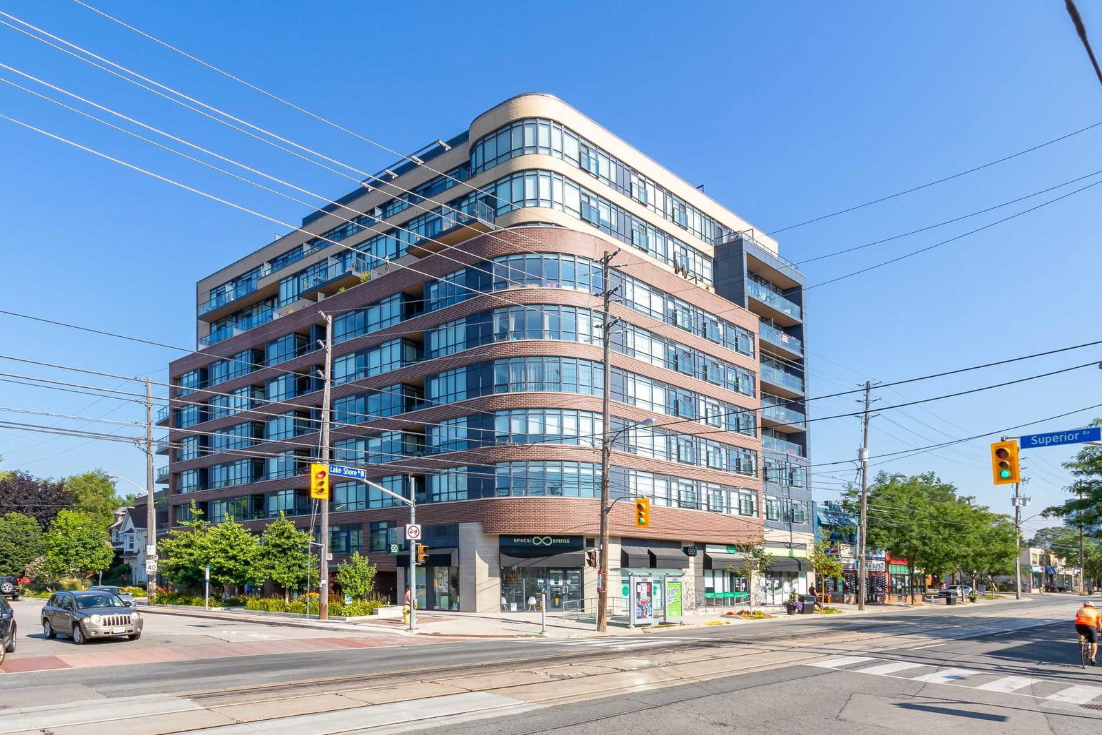 Eleven Superior Condos exterior