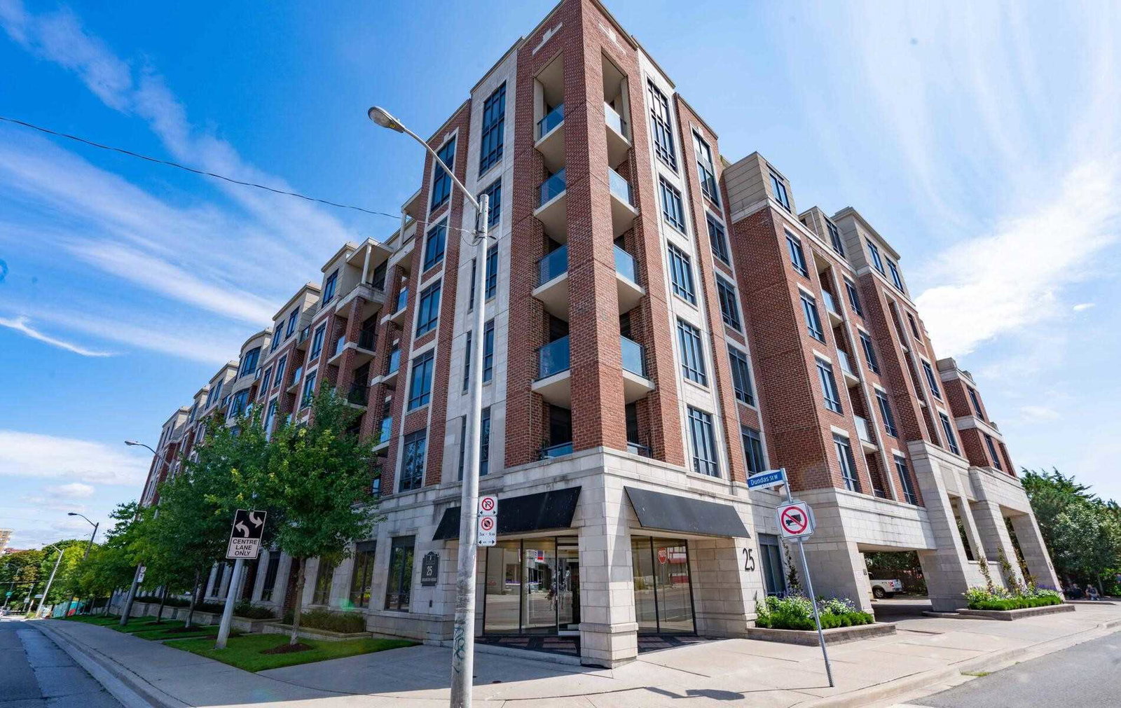 The Essence Condos condo