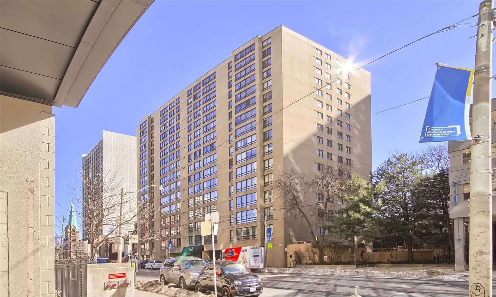77 Carlton Street exterior