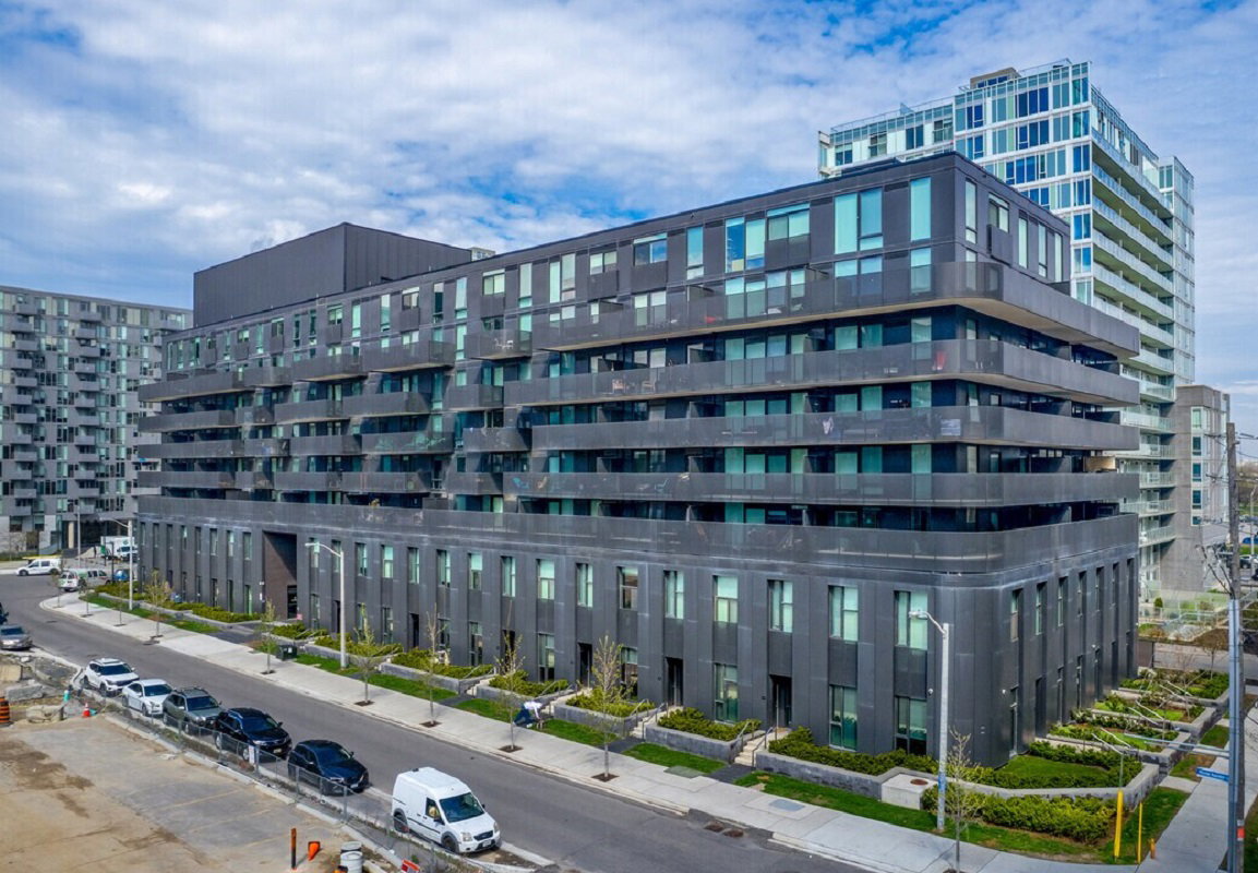 20 Monte Kwinter condo building exterior