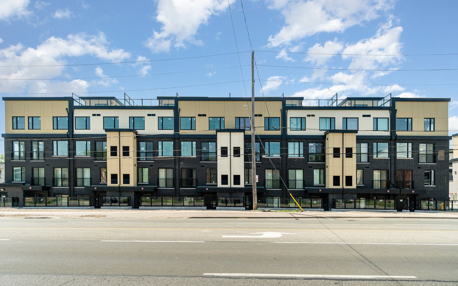 Victoria Village Towers exterior