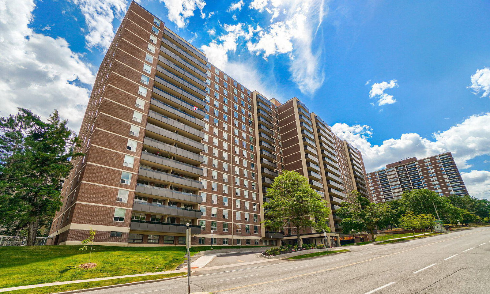 Humber Hill Towers Condos condo