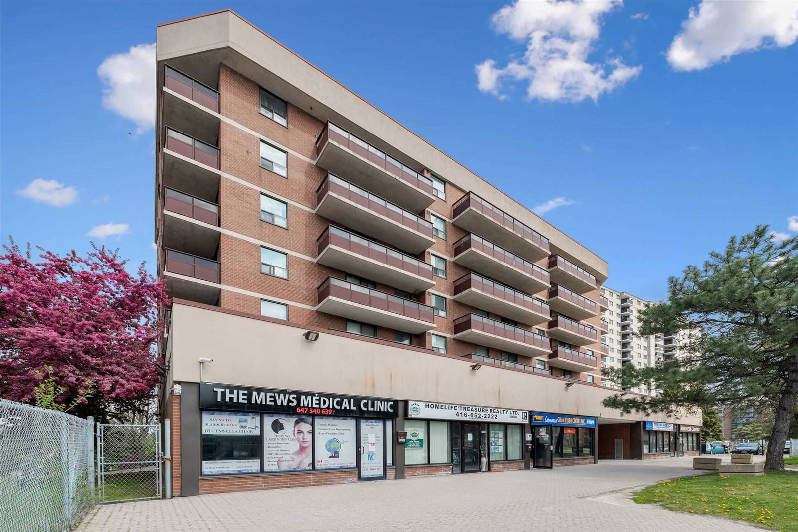 1881 Jane Street Condos exterior