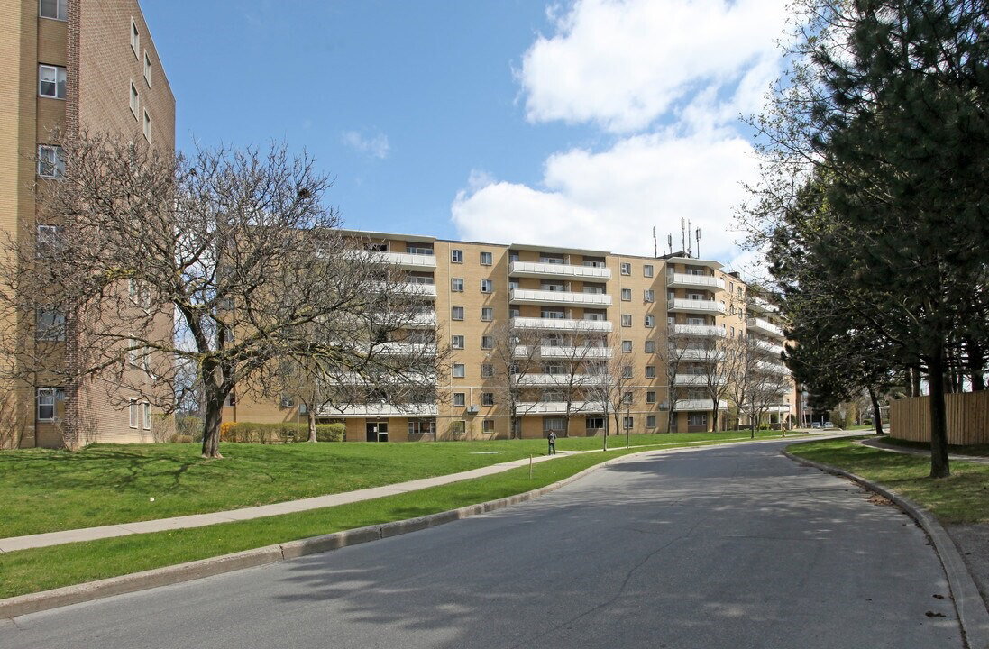 St. Andrews Towers East exterior