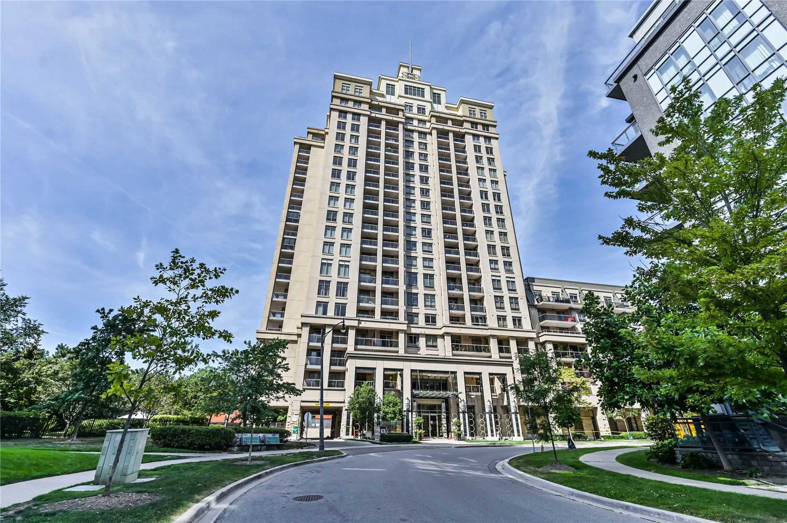 Rockefeller on Bayview Condos exterior