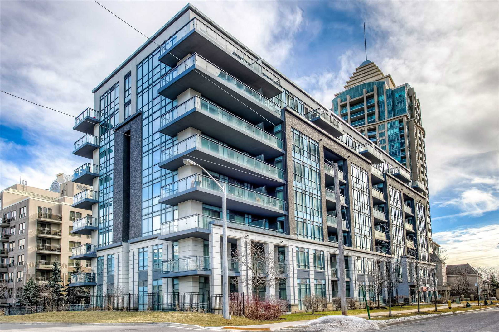 NY Place Condos exterior