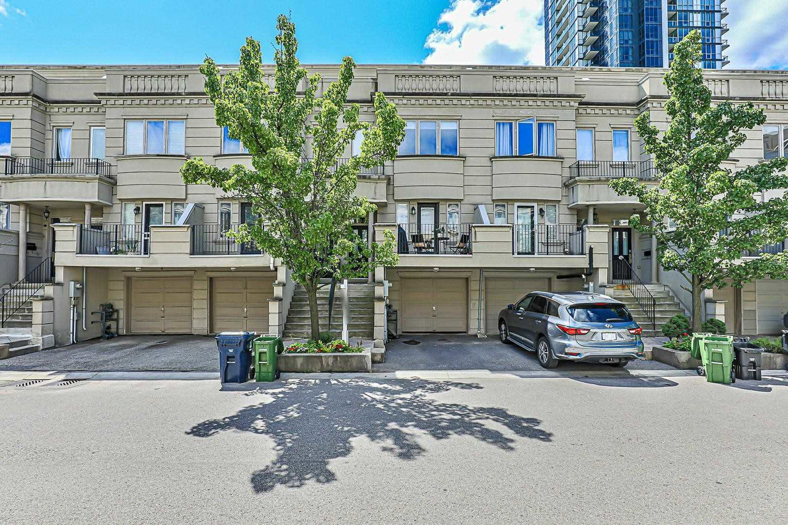 57 William Poole Way Townhouses condo