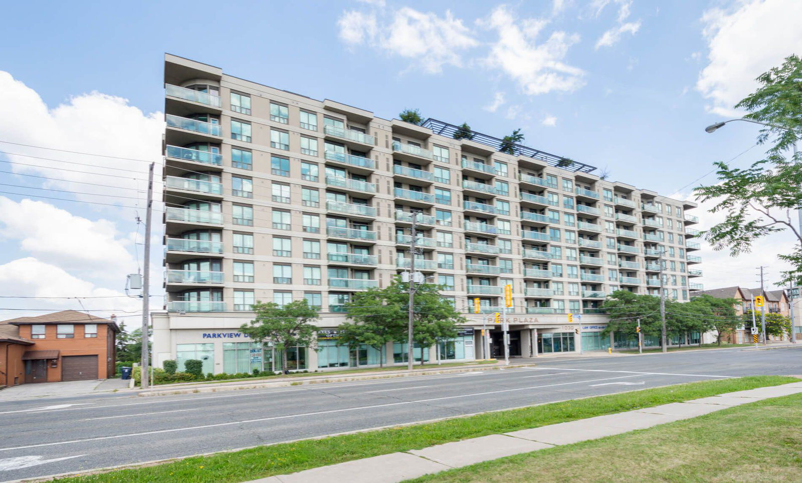 Park Plaza Condos condo