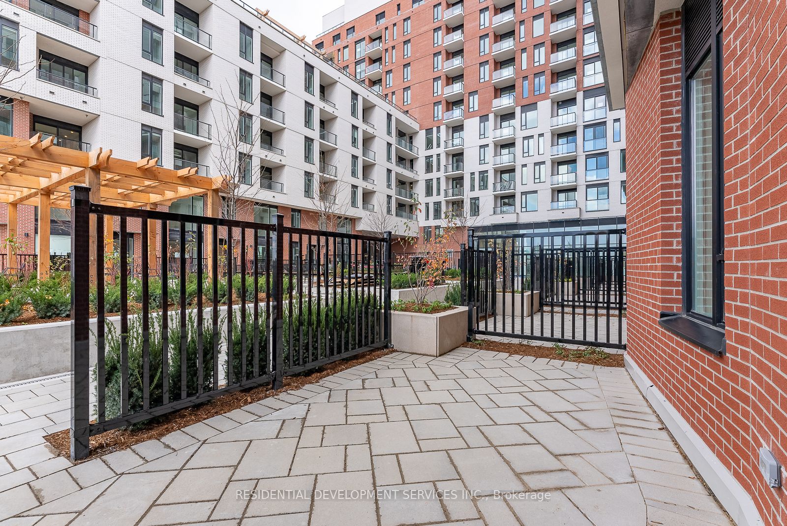 11 Maryport Avenue condo building exterior