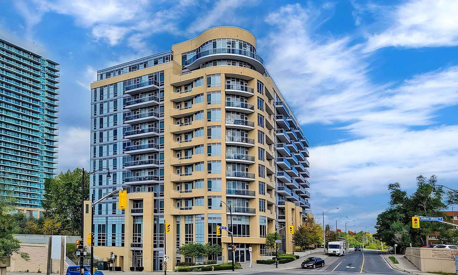 Leslie Boutique Residences condo