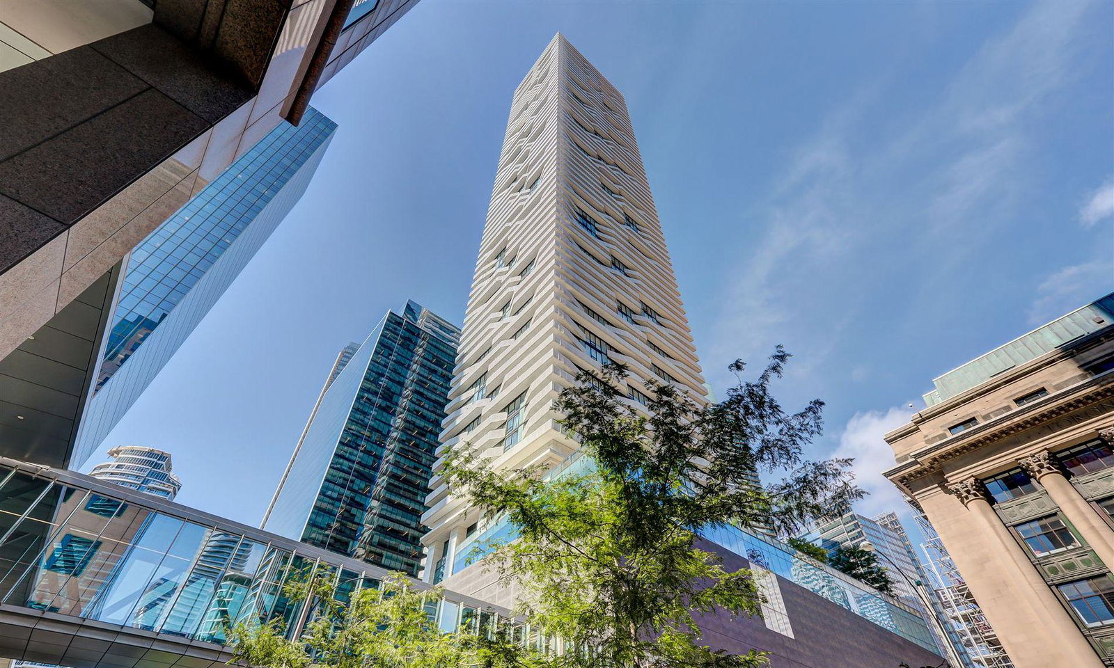 Harbour Plaza Residences exterior