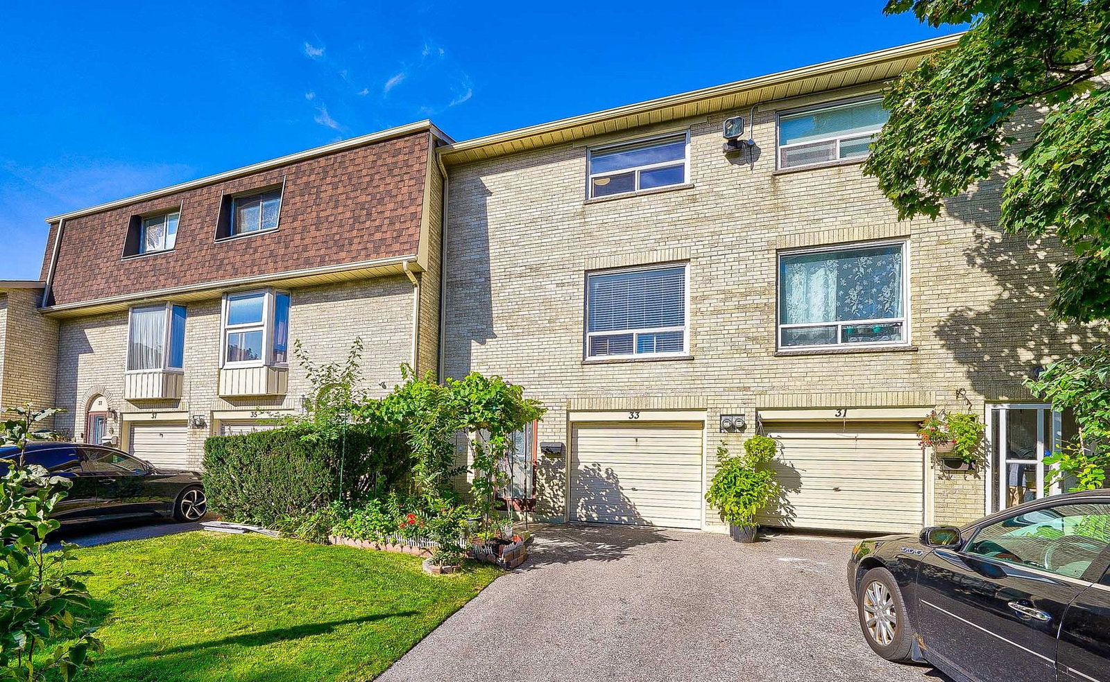 1 Capella Starway Townhouses condo