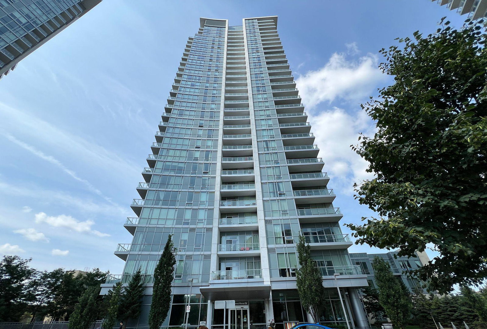 Emerald City II Condos exterior