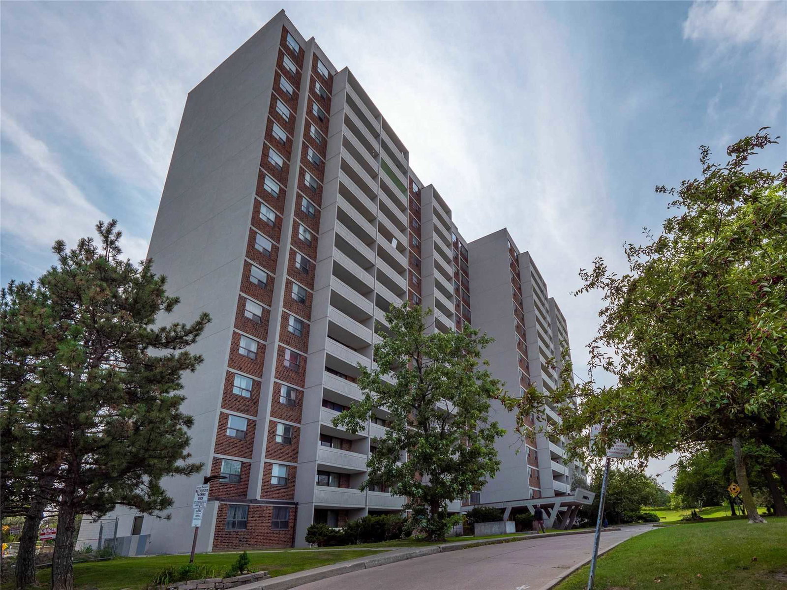 301 Prudential Drive Condos exterior