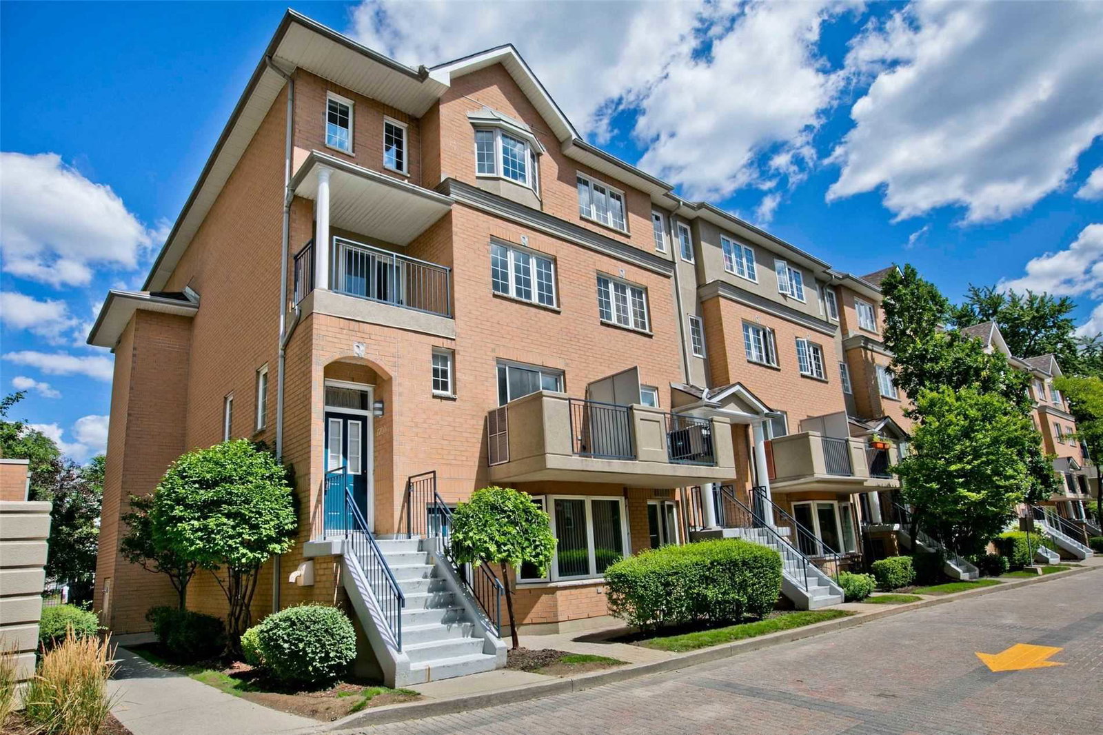 Sommerset at Northtown condo
