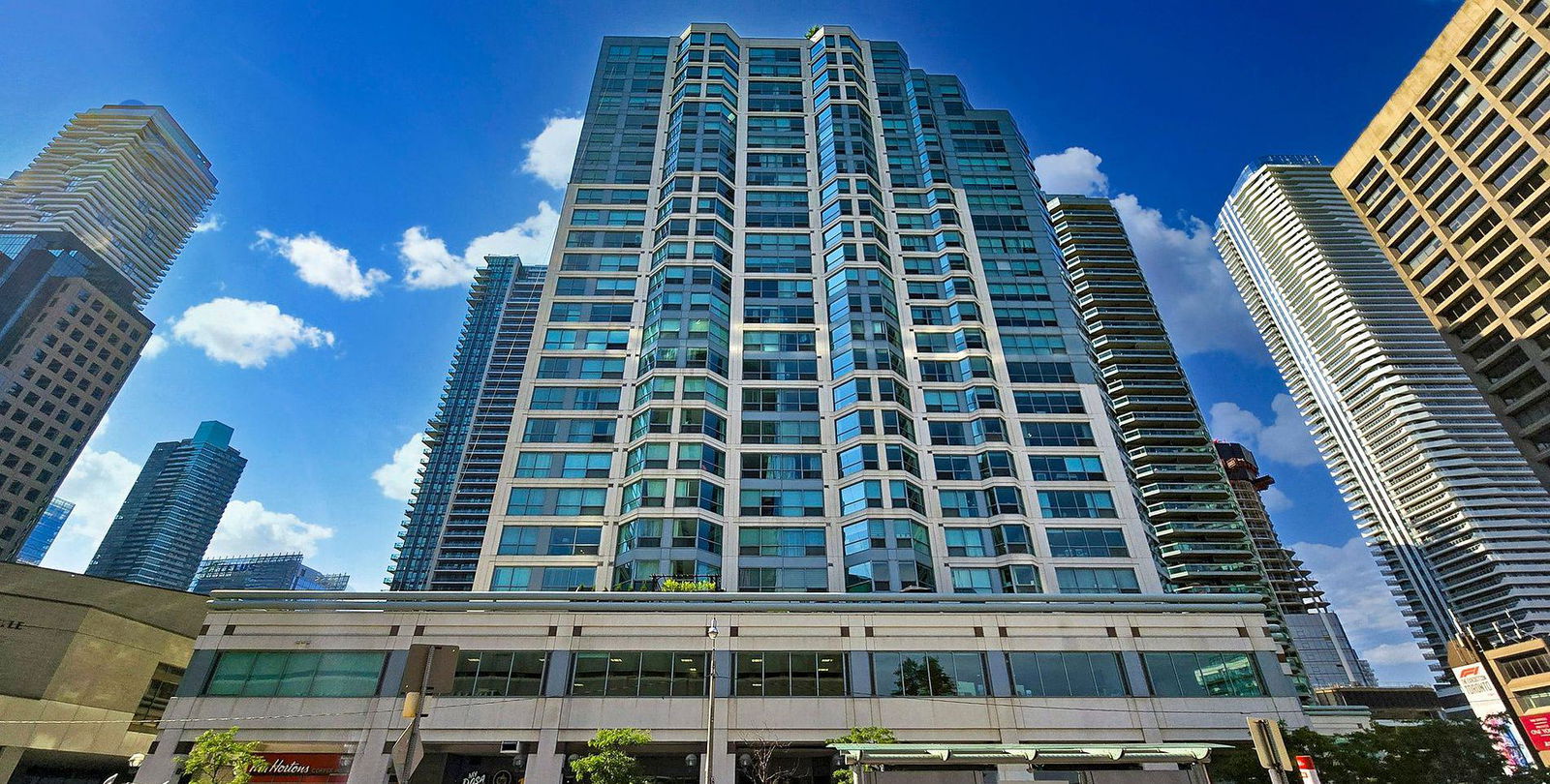 Residences Of The World Trade Centre II exterior