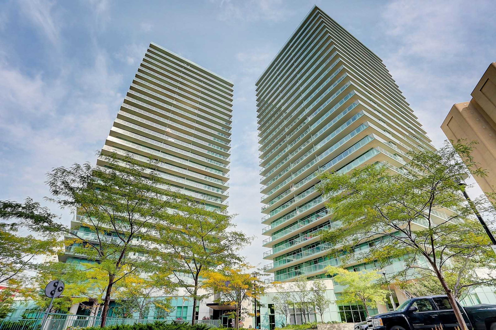Pulse Condos condo