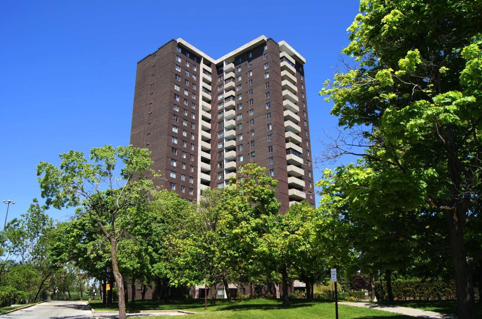 Crossroads Condos condo