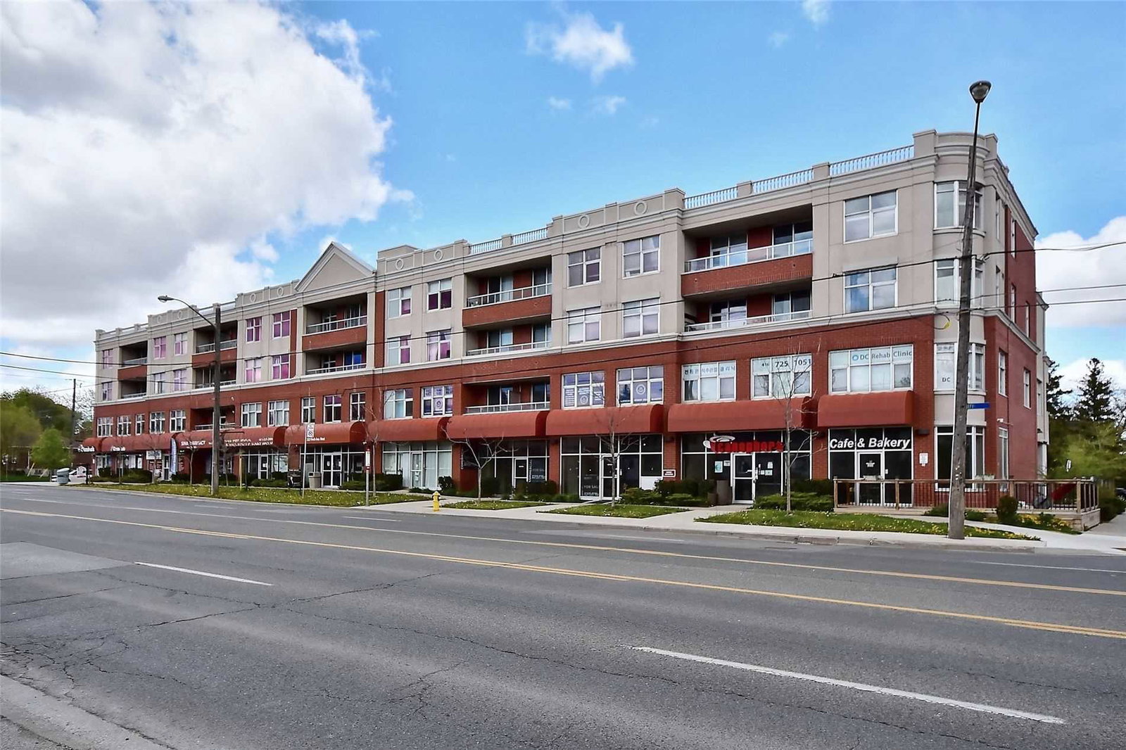 222 Finch West Condos condo building exterior