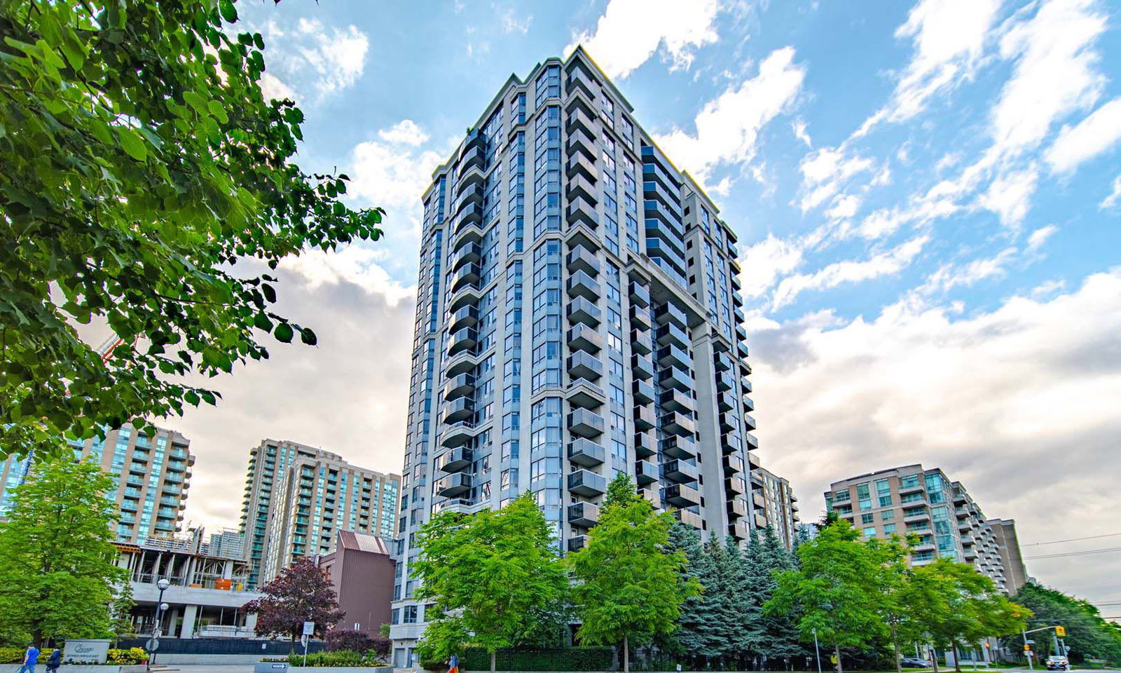 Chicago Residences condo