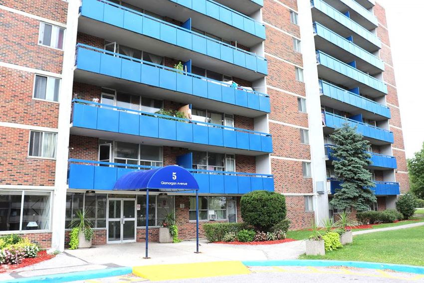 5 Glamorgan Avenue exterior