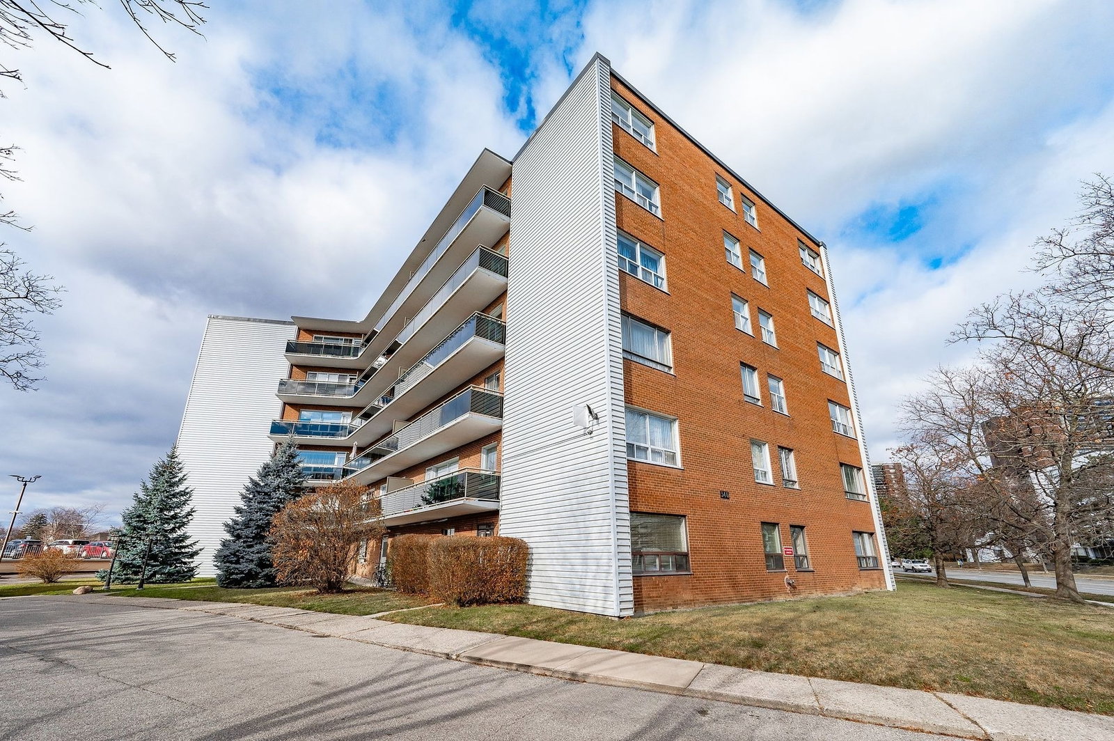 Vawel Apartments condo