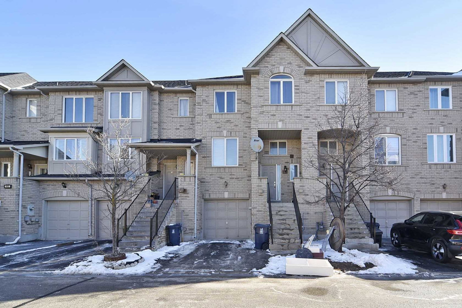West Birkdale Condos exterior