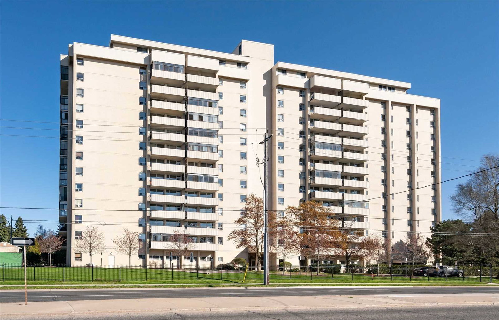 Kingston Heights Condos exterior