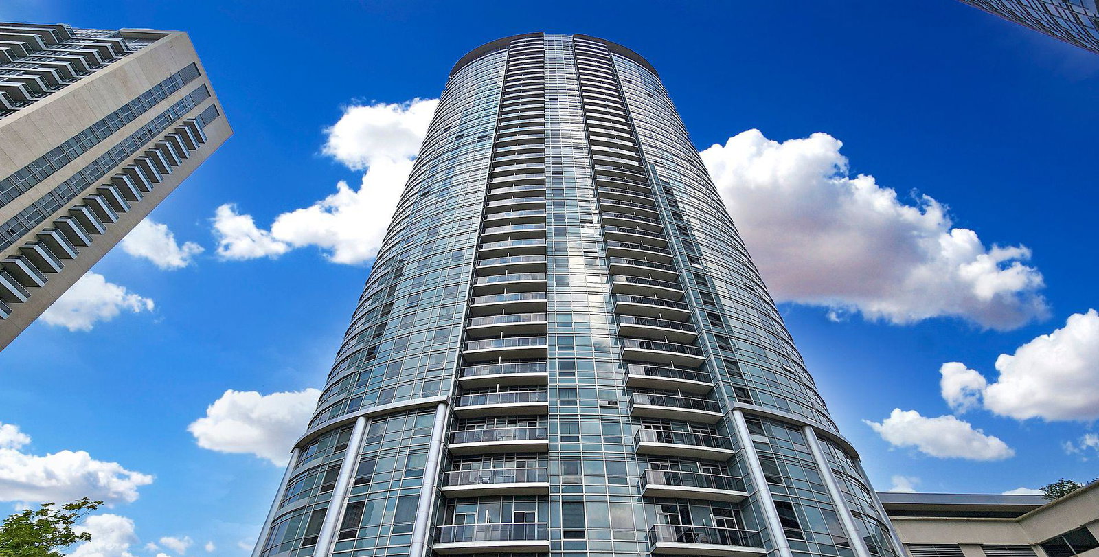 Solaris I Condos condo