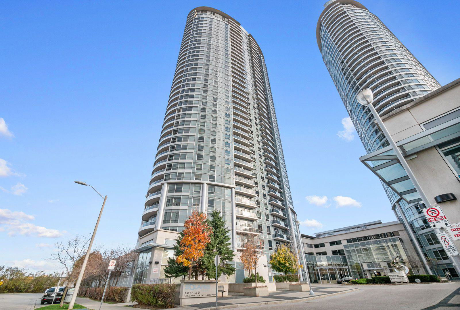 Solaris II Condos exterior
