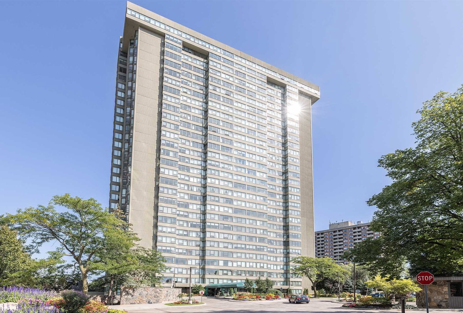 Zenith Condos exterior