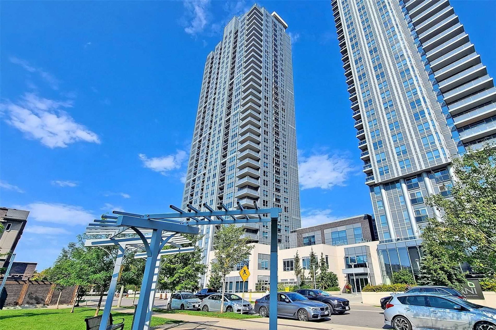 Avani 2 at Metrogate Condos condo